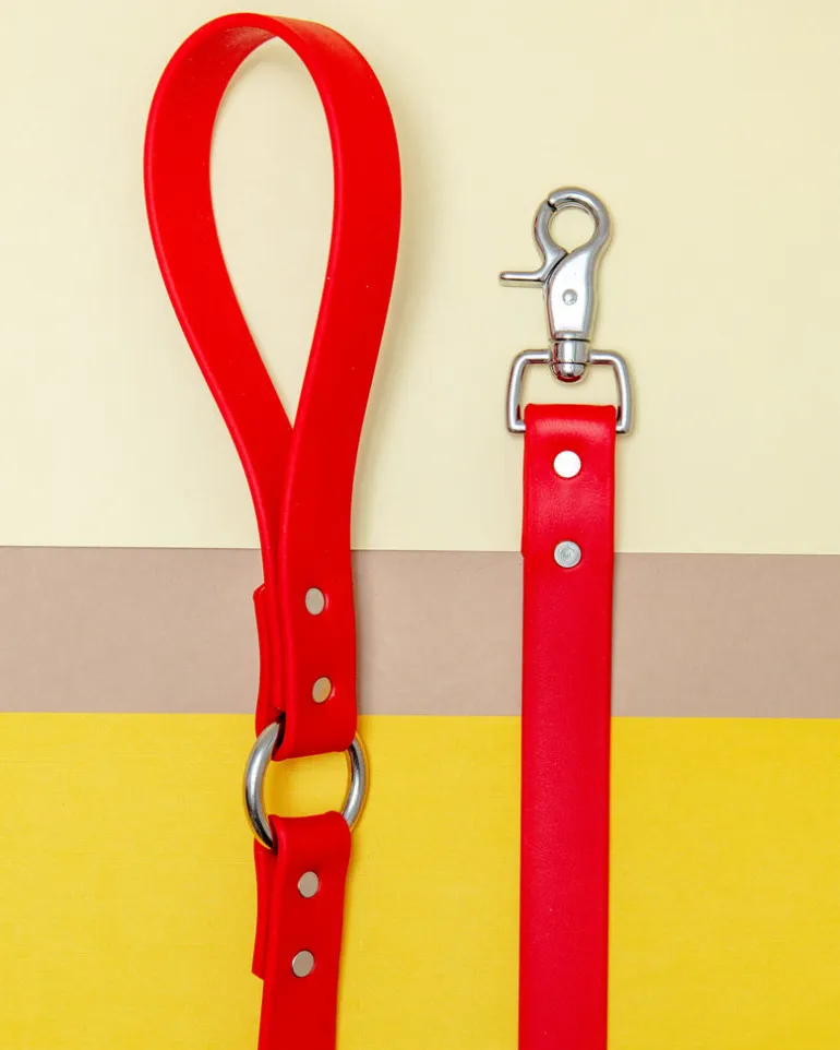 City Leash in Real Red (Made in the USA)