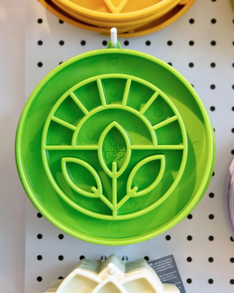 Garden Slow Feeder Tray for Dogs (Made in the USA)