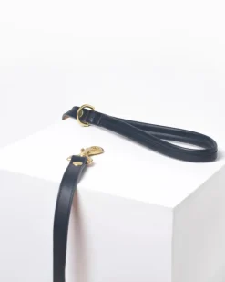 Midnight Leather Dog Leash (Made in Guatemala) (FINAL SALE)