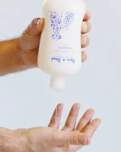 Purifying Shampoo for Dogs & Cats in Lavender & Chamomile