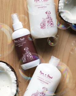 Sandalwood + Coconut Boost Dog Spray (8oz)