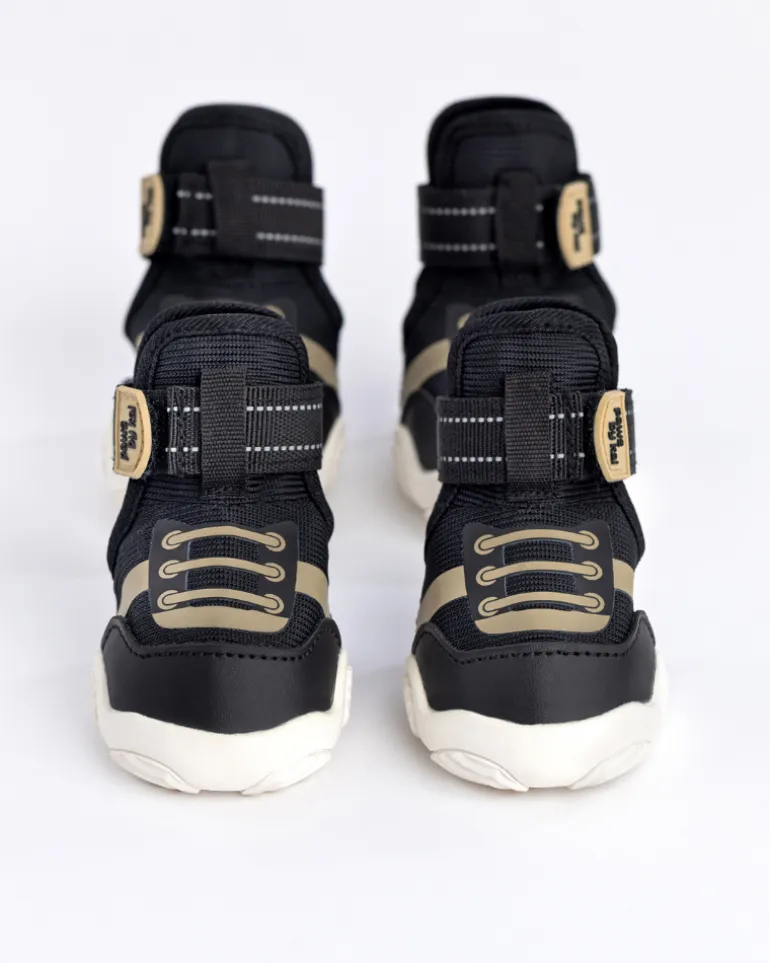 The Kai - Protective Footwear for Dogs in Black or Pink