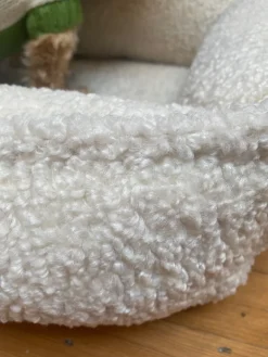 Urban Lounger in Ivory Sheepskin (Direct-Ship)