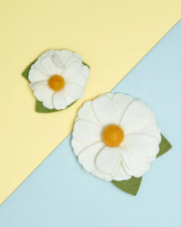 White Daisy Collar Flower (Made in the USA)